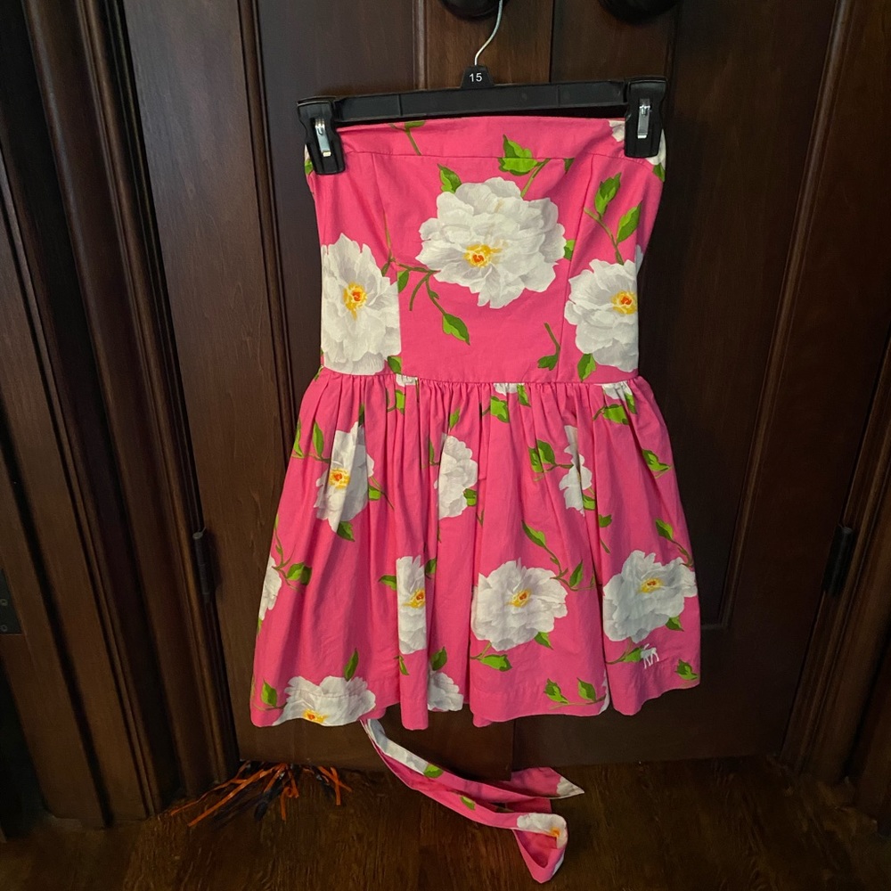 Selling dress